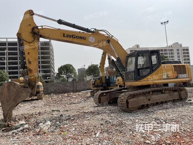 柳工CLG933E挖掘机