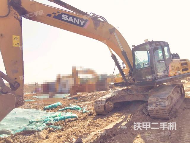 三一重工SY245H挖掘机
