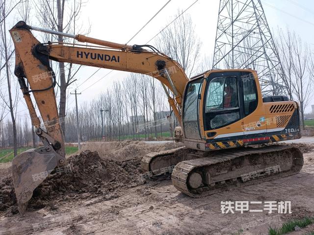 现代R150LC-9挖掘机