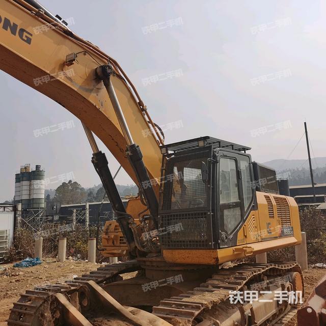 柳工CLG956EHD挖掘机
