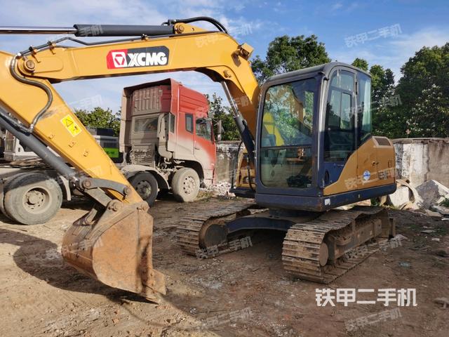 徐工XE75DA挖掘机