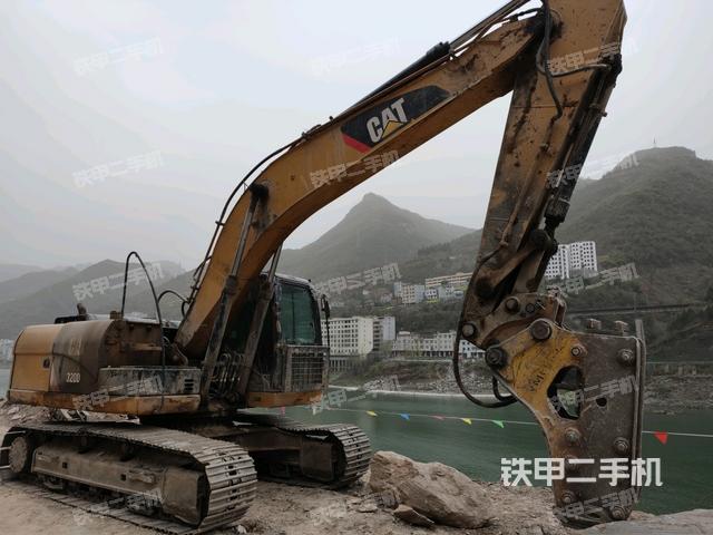 卡特彼勒320D液压挖掘机