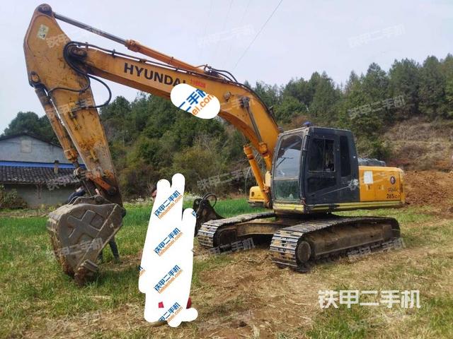现代R225LC-7挖掘机