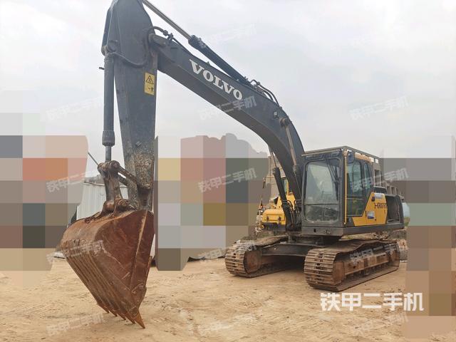 沃尔沃EC200DAG挖掘机