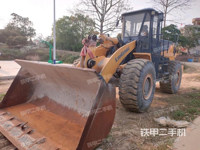 柳工ZL50CN装载机