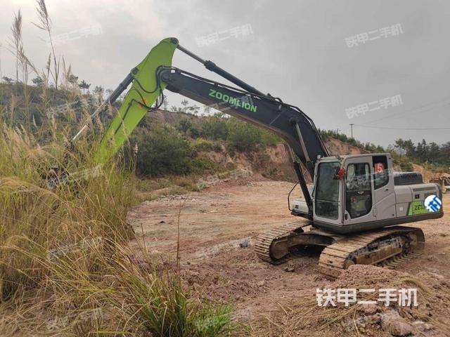 中联重科ZE205E-10挖掘机