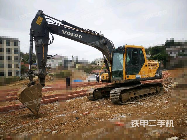 沃尔沃EC140BLC挖掘机