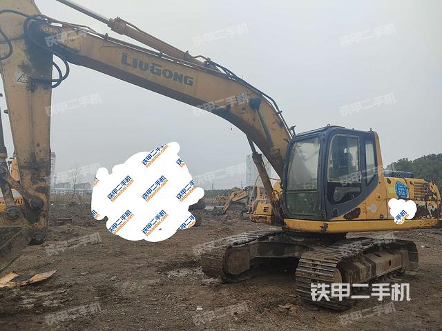 柳工CLG920D挖掘机