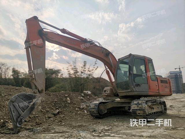 日立ZX120挖掘机