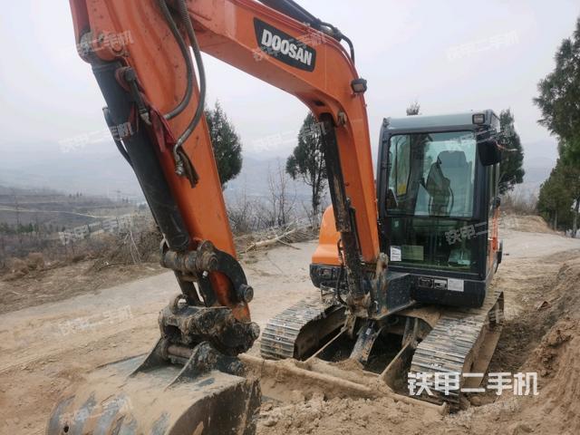 斗山DX60E-9CN挖掘机