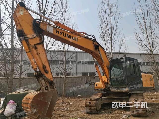 现代R215-7C挖掘机