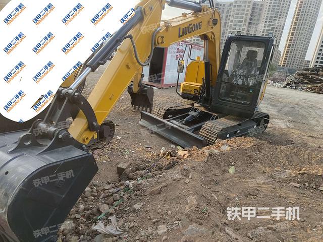 柳工CLG9075E挖掘机
