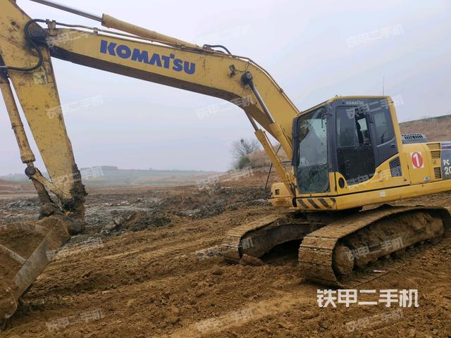 小松PC200-8M0挖掘机