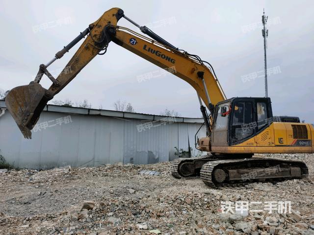 柳工CLG920E挖掘机