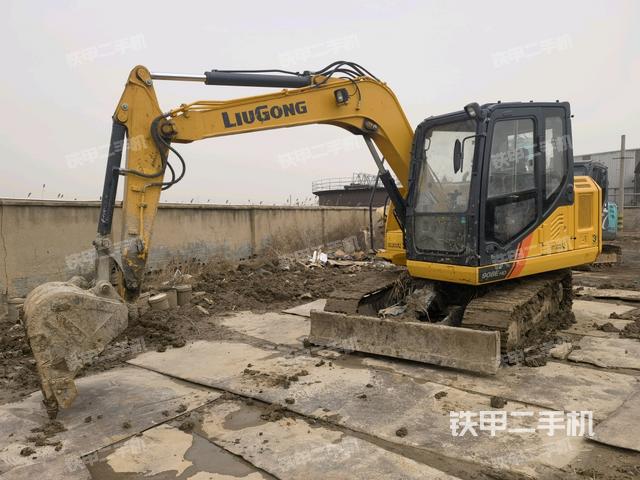 柳工CLG908EHD挖掘机