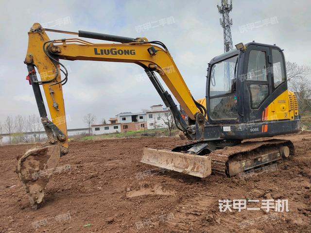 柳工CLG906E挖掘机