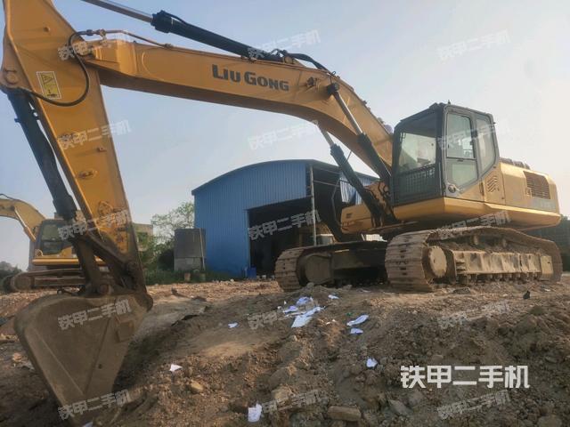 柳工CLG933E挖掘机
