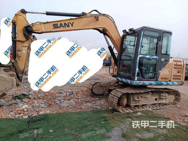 三一重工SY75C挖掘机的设备实拍-第2张实拍照片