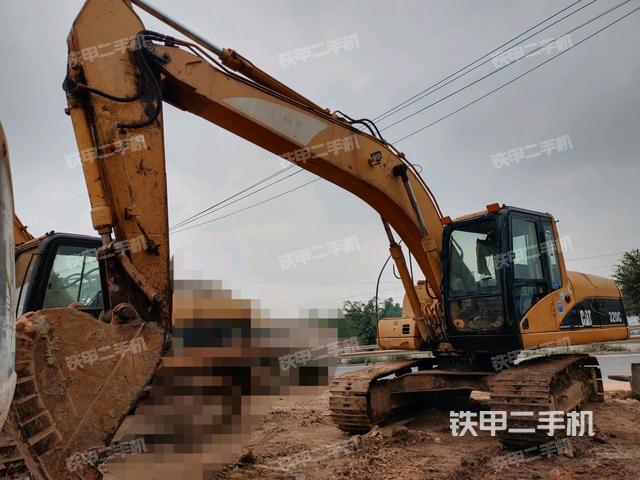 卡特彼勒320C挖掘机