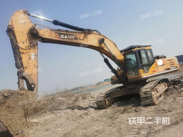 三一重工SY385C挖掘機(jī)
