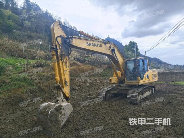 山推SE210W挖掘机