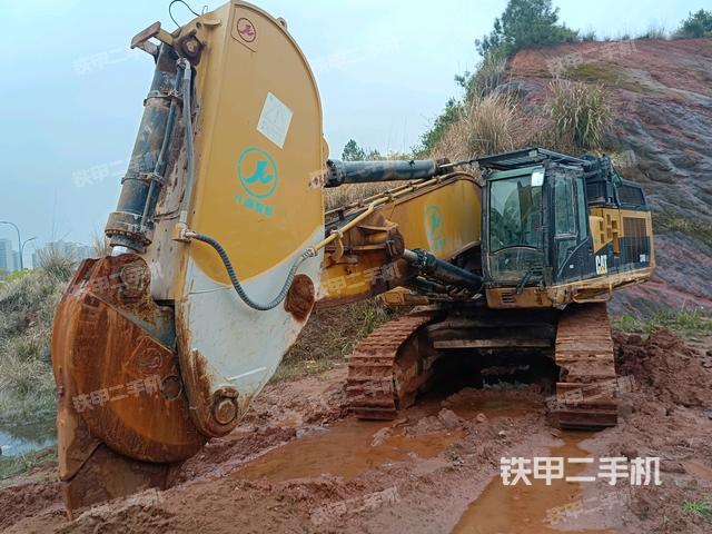 卡特彼勒374DL挖掘机