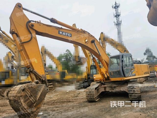 加藤HD1638-R5挖掘机