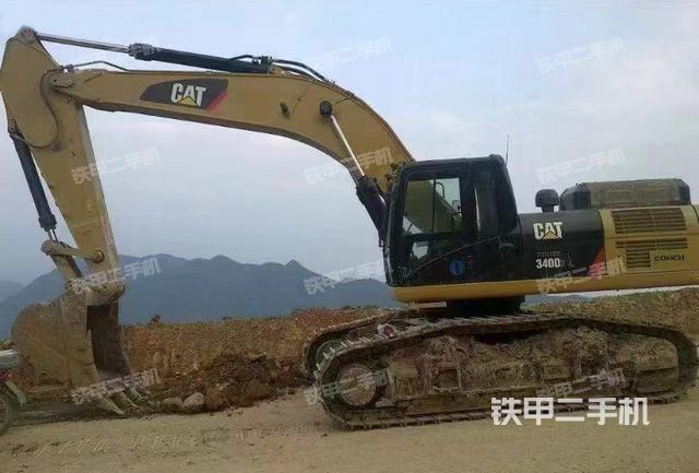 卡特彼勒340D2L挖掘机