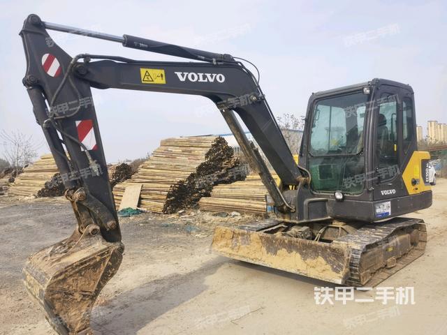 沃尔沃EC55DAG挖掘机