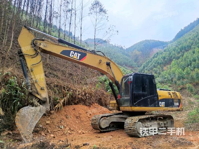 卡特彼勒320D液压挖掘机