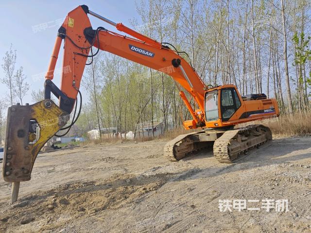 斗山DH500LC-7挖掘机