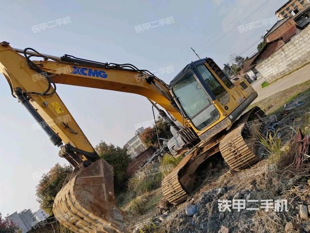 徐工XE150D挖掘机