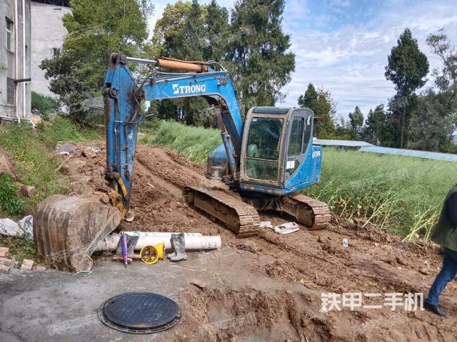 山重建机GC88-8挖掘机