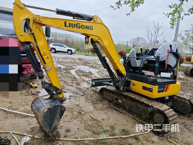 柳工CLG9025FZTS挖掘机
