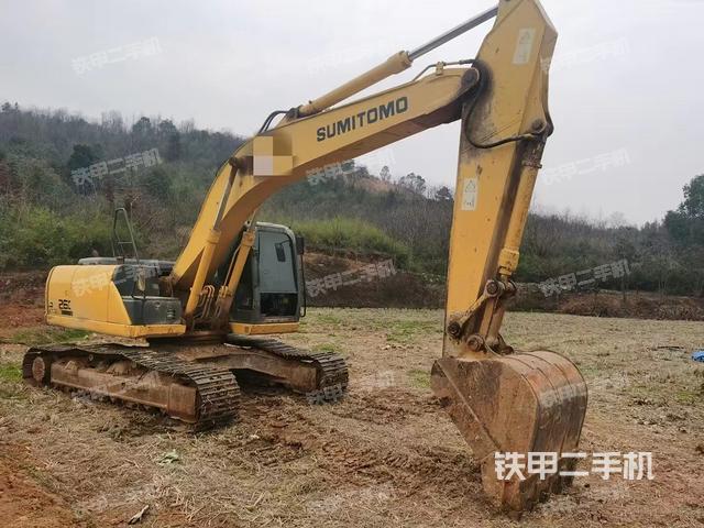 住友SH220LC-5挖掘机