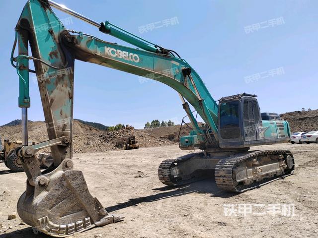 神钢SK460-8挖掘机
