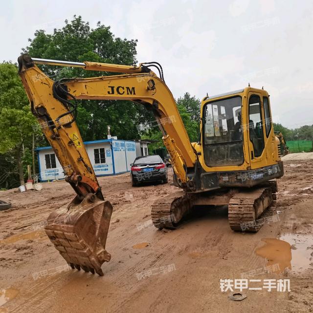 山重建机JCM906D挖掘机