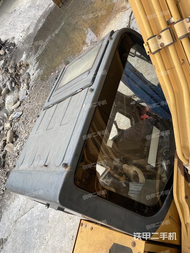 驾驶室顶部俯视（上车部件）