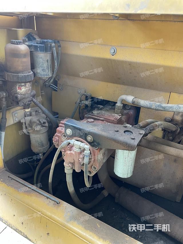 液压泵室（大件舱室）