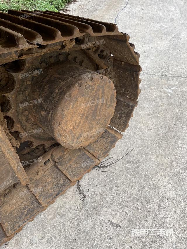 左驱动轮（行走机构）