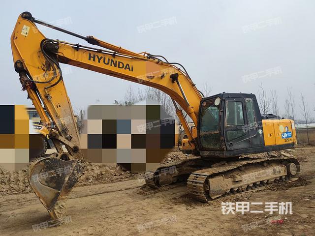现代R225LC-7挖掘机