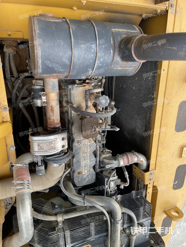 气门室盖螺丝特写（上车部件）