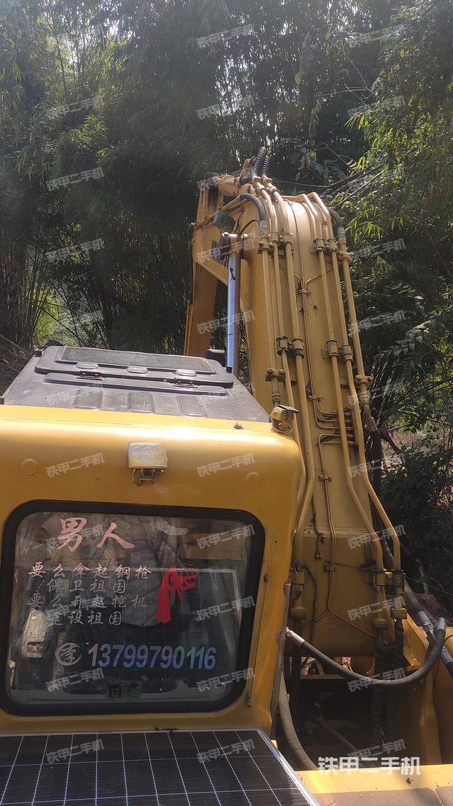 驾驶室顶部（整机外观）