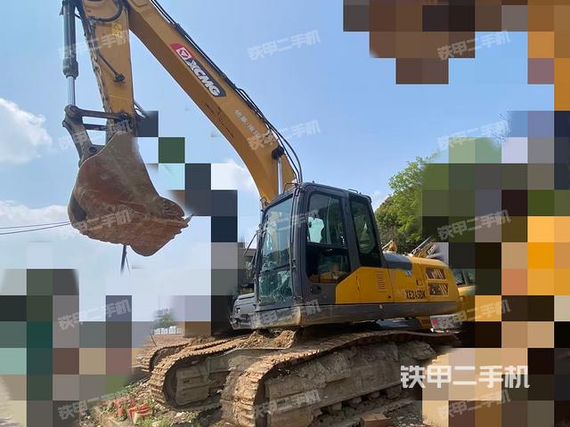 徐工XE215DA挖掘机