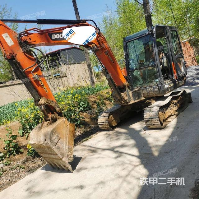 斗山DX55-9C挖掘机