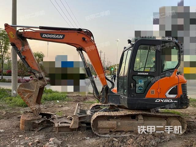 斗山DX60E-9CN挖掘机