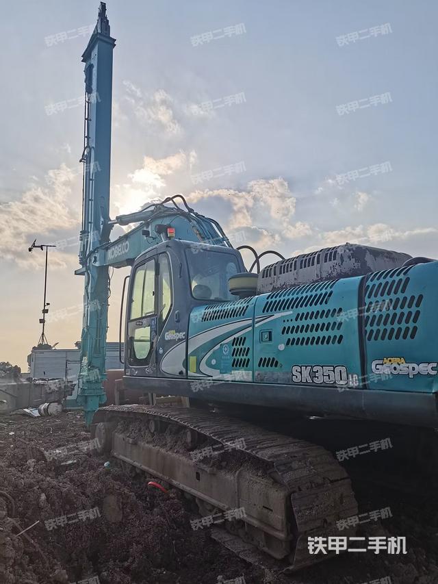 神钢SK350LC-8挖掘机