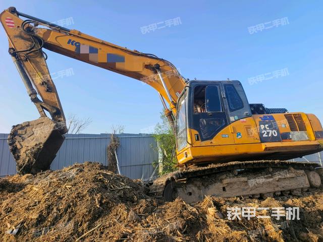 雷沃重工FR260-7挖掘机