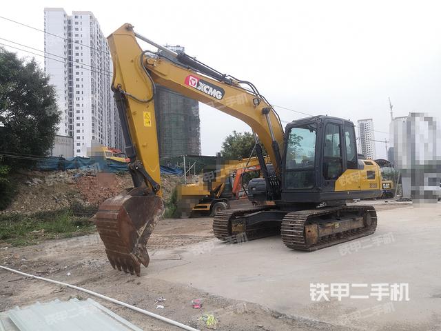 徐工XE135D挖掘机