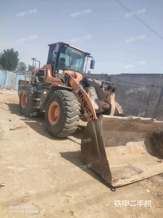 英轩重工YX655HN装载机